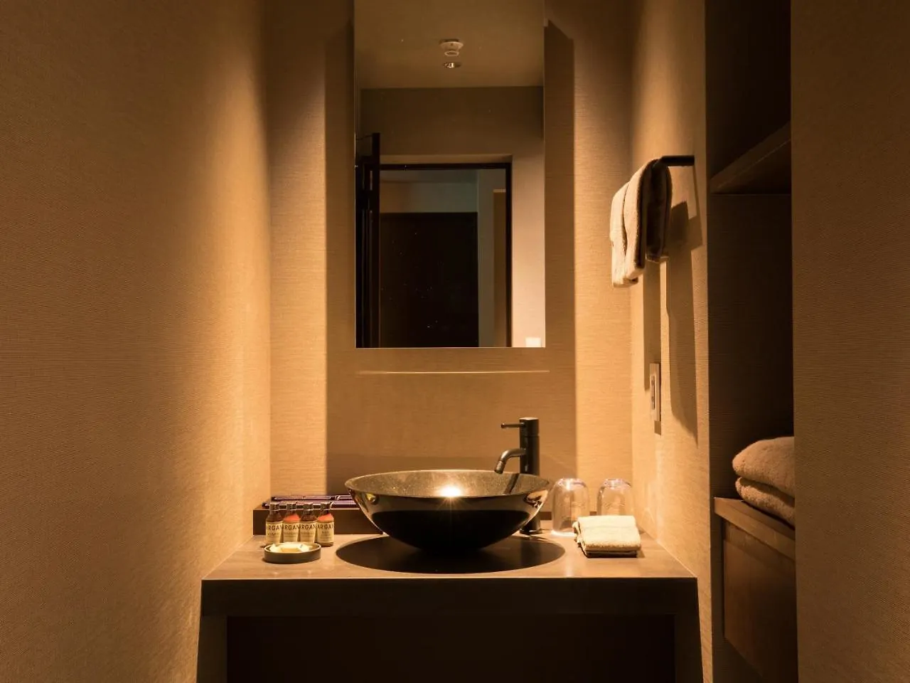 Barhotel Hakone Kazan 4*,