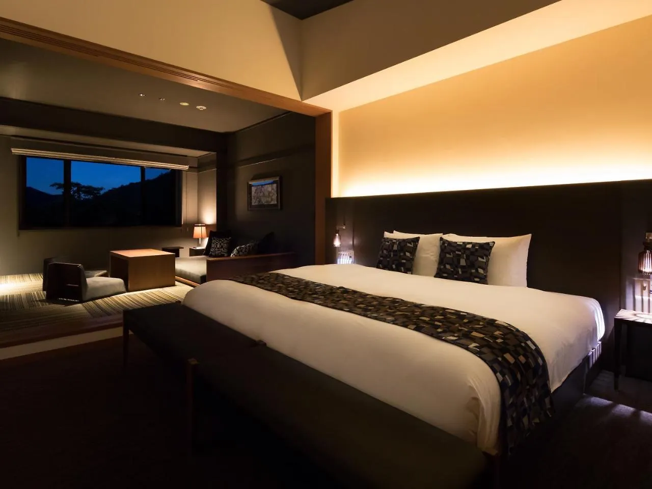 barhotel Hakone Kazan 4*,